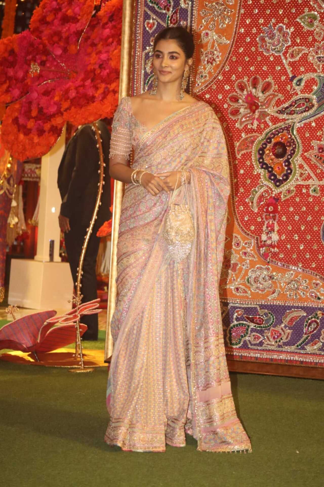 Pooja Hegde wore a pastel-coloured saree to the Ganesh Puja. She looked gorgeous in her ethnic avatar